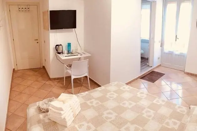 Tek Büyük Yataklı Oda, Banyolu/Duşlu