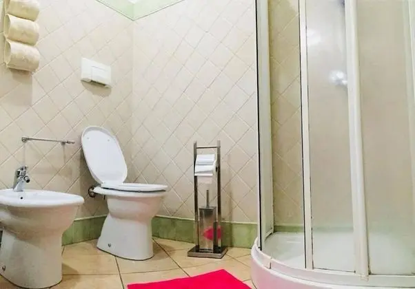 Tek Büyük Yataklı Oda, Banyolu/Duşlu