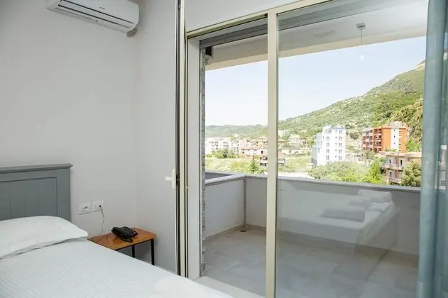 Tek Büyük Yataklı Oda, Balkon, Deniz Manzaralı
