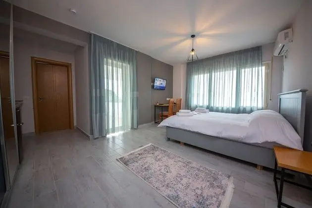 Tek Büyük Yataklı Oda, Balkon, Deniz Manzaralı