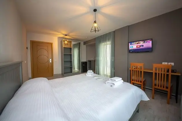 Tek Büyük Yataklı Oda, Balkon, Deniz Manzaralı
