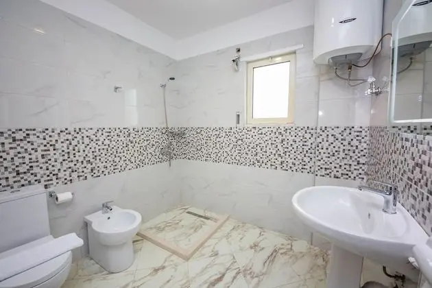 Tek Büyük Yataklı Oda, Kısmi Deniz Manzaralı