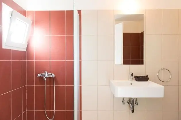 Standard Tek Büyük veya İki Ayrı Yataklı Oda (Levantes)