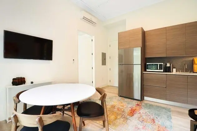 FRESH Private Master Bedroom & Bath - Little Havana Stunner Near Downtown & Brickell