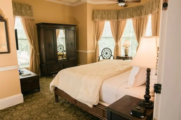 Classic Oda, Özel Banyo (The Kennebec Room)