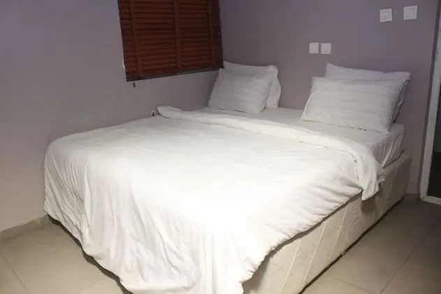 Oda, 1 Yatak Odası, Engellilere Uygun, Sigara İçilebilir
