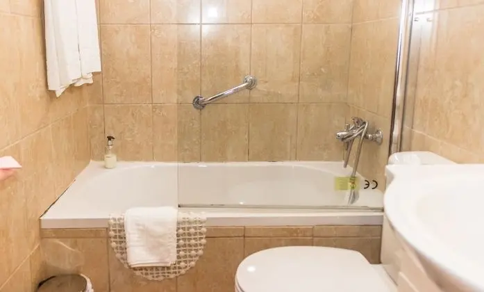 Superior Tek Büyük Yataklı Oda, Balkon, Deniz Manzaralı (or Lagoon View)