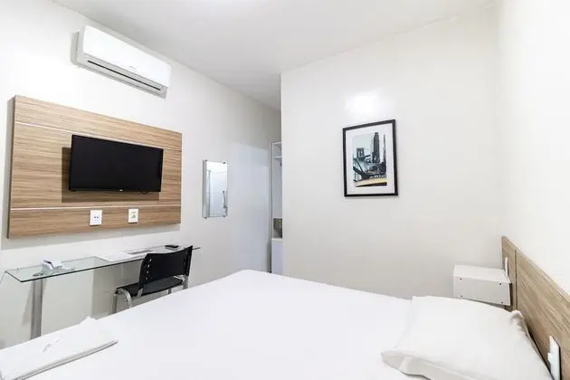 Quarto Individual Standard Executivo (1 Cama de Casal)