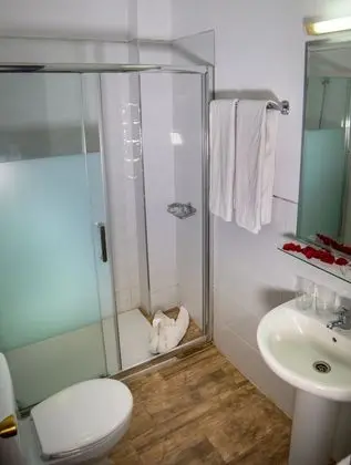 Standard Tek Büyük Yataklı Oda, 2 Tek Kişilik Yatak