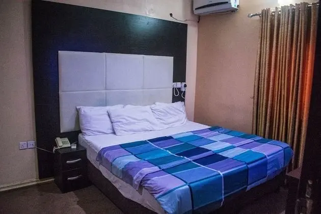 Apart Daire, 1 Çift Kişilik Yatak
