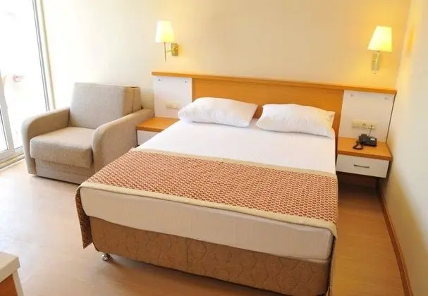 https://imagessl.etstur.com/files/images/hotelImages/TR/50454/l/Aes-Club-Hotel--52-.jpg