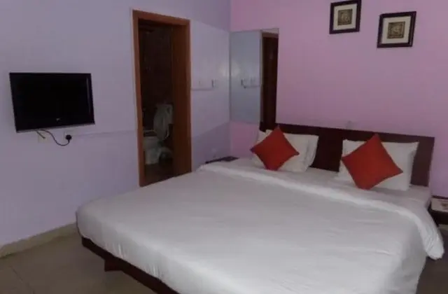 Studio Suite (3)