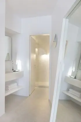 Deluxe Villa, 2 Bedrooms, Jetted Tub, Sea View  (Drop)