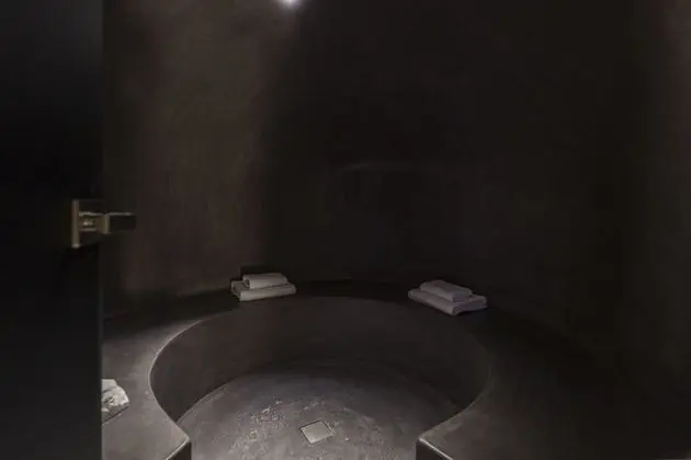 Executive Villa, 2 Bedrooms, Jetted Tub (Cave)