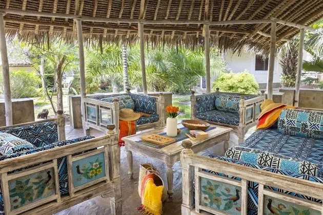 Villa (Blue Coral)