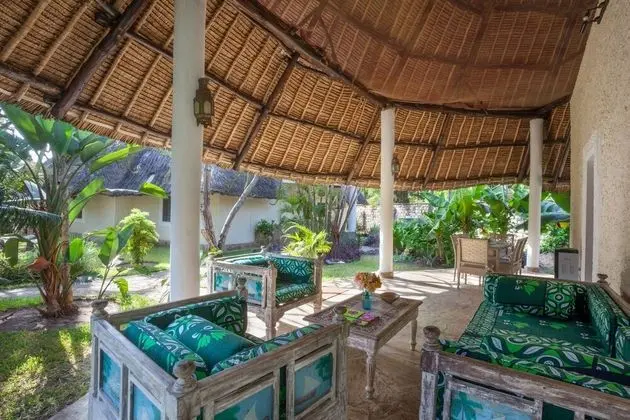 Villa (Green Coral)