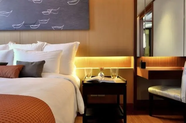 Suit One Bed