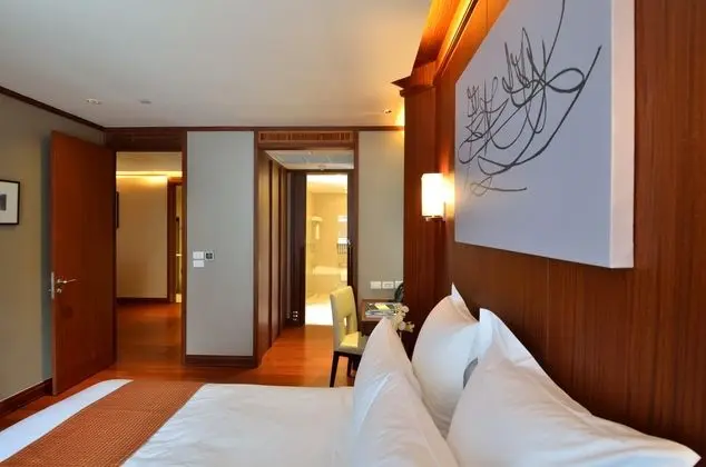 Suit Two Bedrooms