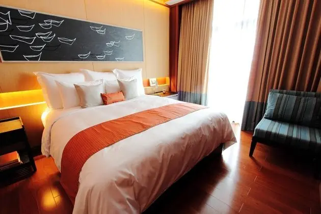 Suit Two Bedrooms