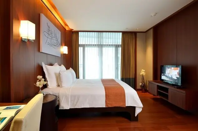 Suit Two Bedrooms