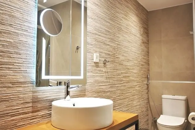 Deluxe Plus Room