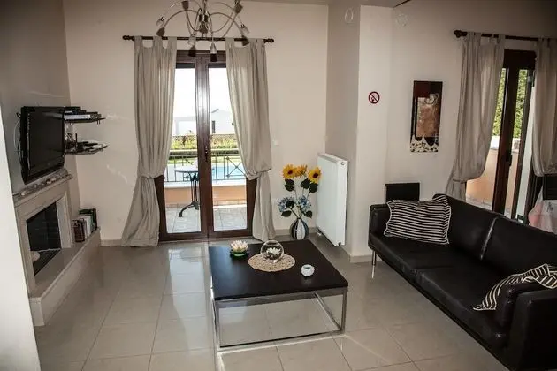 Family Villa, 4 Yatak Odası, Kısmi Deniz Manzarası, Denize Bakan