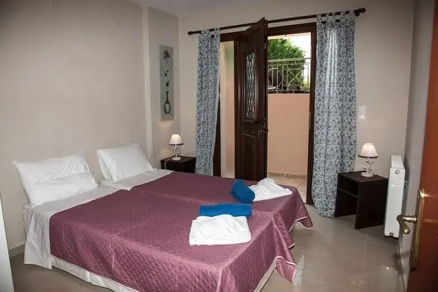 Family Villa, 4 Yatak Odası, Kısmi Deniz Manzarası, Denize Bakan