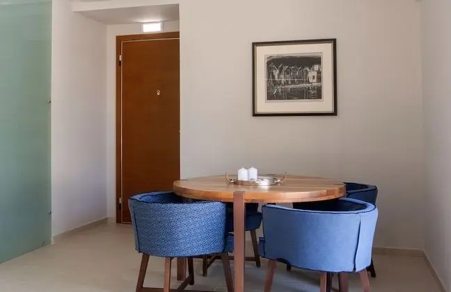 Apart Daire, 2 Yatak Odası, Bahçe Manzaralı, Zemin Kat