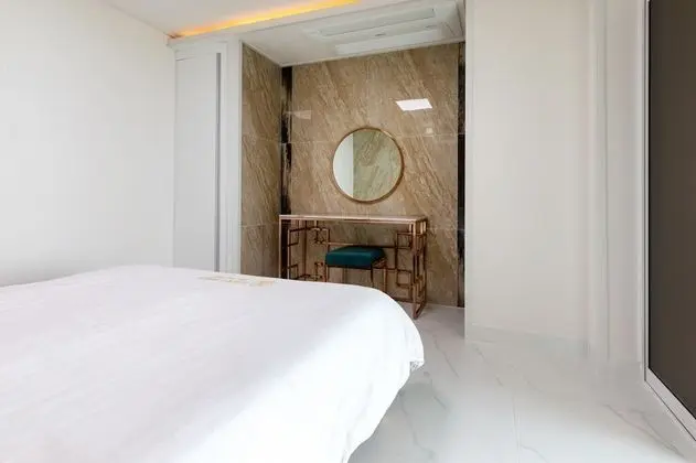 24PY Suite Whirlpool(Ocean)