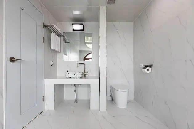 24PY Suite Whirlpool(Ocean)