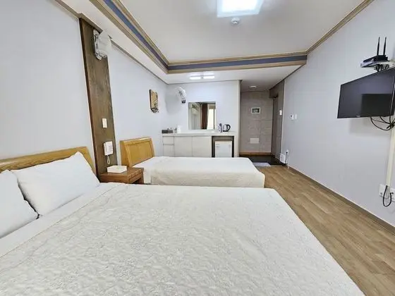 Tek Büyük Yataklı Oda (Double+Single)