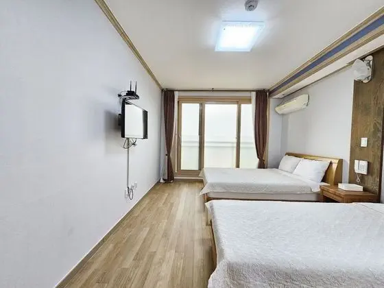 Tek Büyük Yataklı Oda (Double+Single)