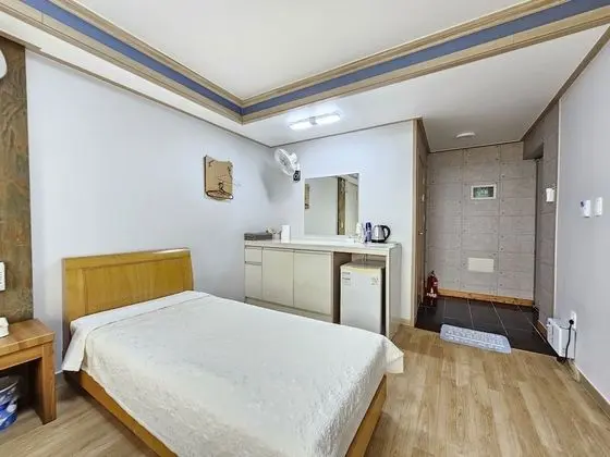 Tek Büyük Yataklı Oda (Double+Single)