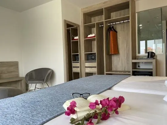 Tek Büyük Yataklı Oda