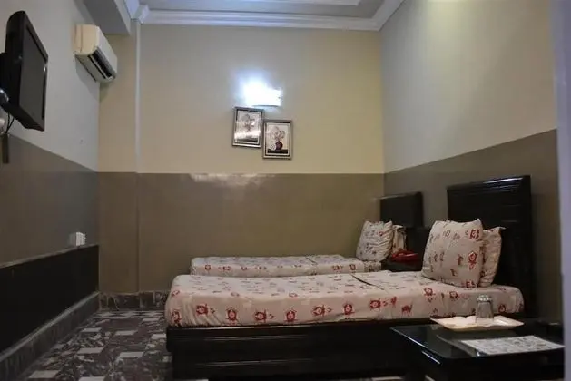 Standard Tek Büyük Yataklı Oda