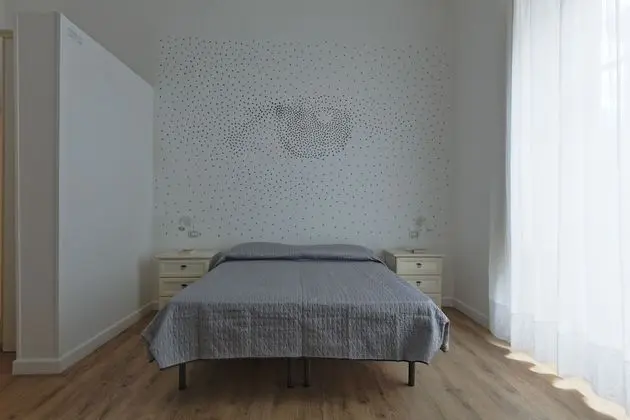 Üç Kişilik Oda, Balkon