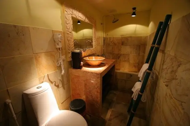 Deluxe Tek Büyük Yataklı Oda, 1 Büyük (Queen) Boy Yatak, Balkon, Okyanus Manzaralı