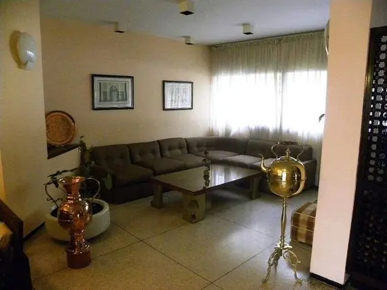 Üç Kişilik Oda