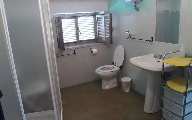 Oda, 2 Yatak Odası, Şömine