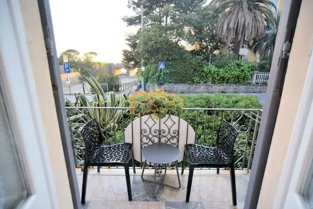 Exclusive Oda, Bağlantılı Odalar