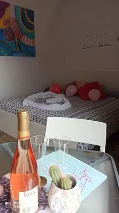 Basic Tek Büyük Yataklı Oda