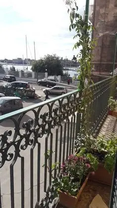 Deluxe Tek Büyük Yataklı Oda, Deniz Manzaralı