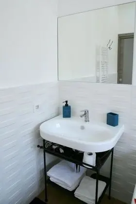 Deluxe Tek Büyük Yataklı Oda, Küvet