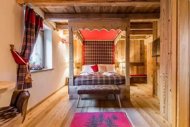 Tek Büyük Yataklı Oda