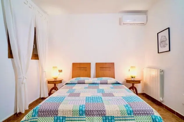 Economy Tek Büyük Yataklı Oda