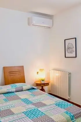 Economy Tek Büyük Yataklı Oda