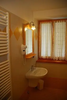 Tek Büyük Yataklı Oda, 1 Çift Kişilik Yatak (La Smarzarola)