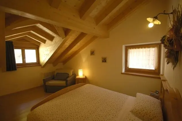 Traditional Tek Büyük Yataklı Oda, 1 Çift Kişilik Yatak ve Çekyat (La Brenta, La Trosa, El Retel)