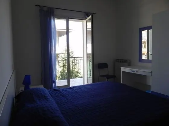 Basic Tek Büyük veya İki Ayrı Yataklı Oda
