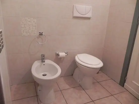 Üç Kişilik Oda